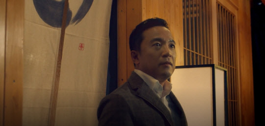 엔씨소프트 모바일게임 '리니지M' 광고영상에 출연한 김택진 대표